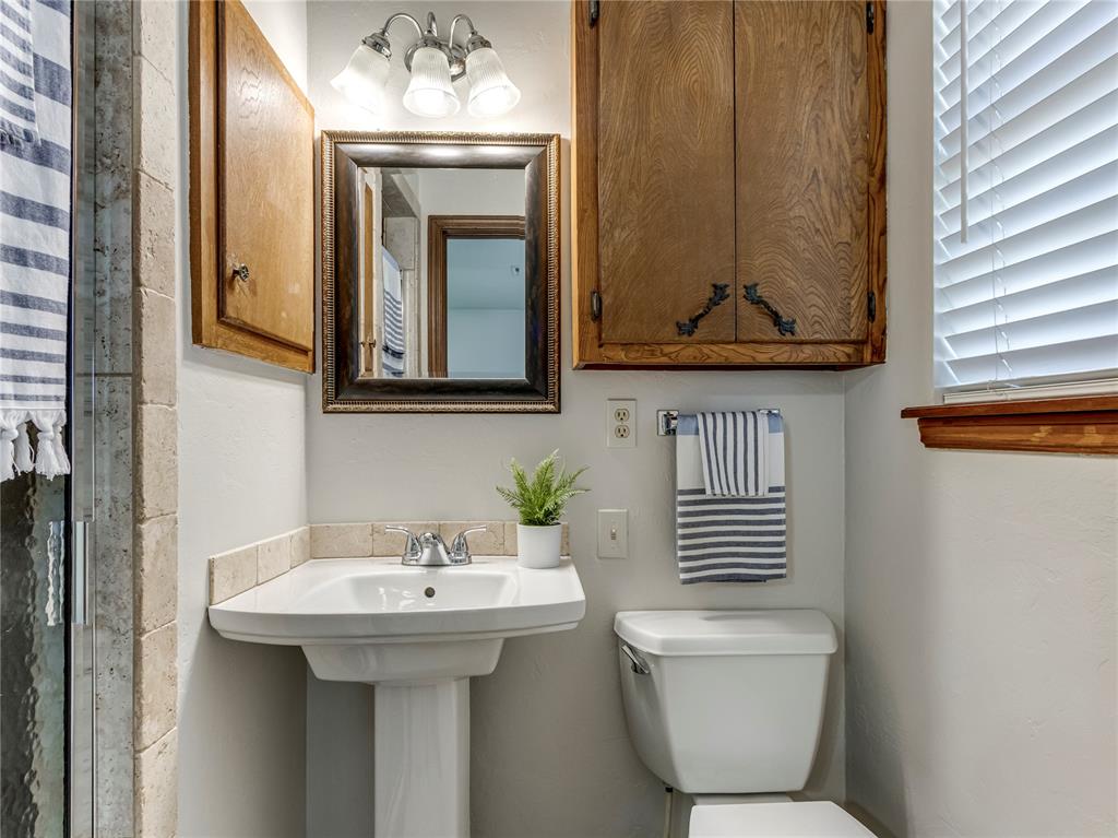712 W Silver Meadow Drive Property Photo 18