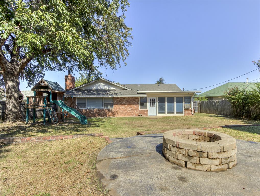 712 W Silver Meadow Drive Property Photo 27