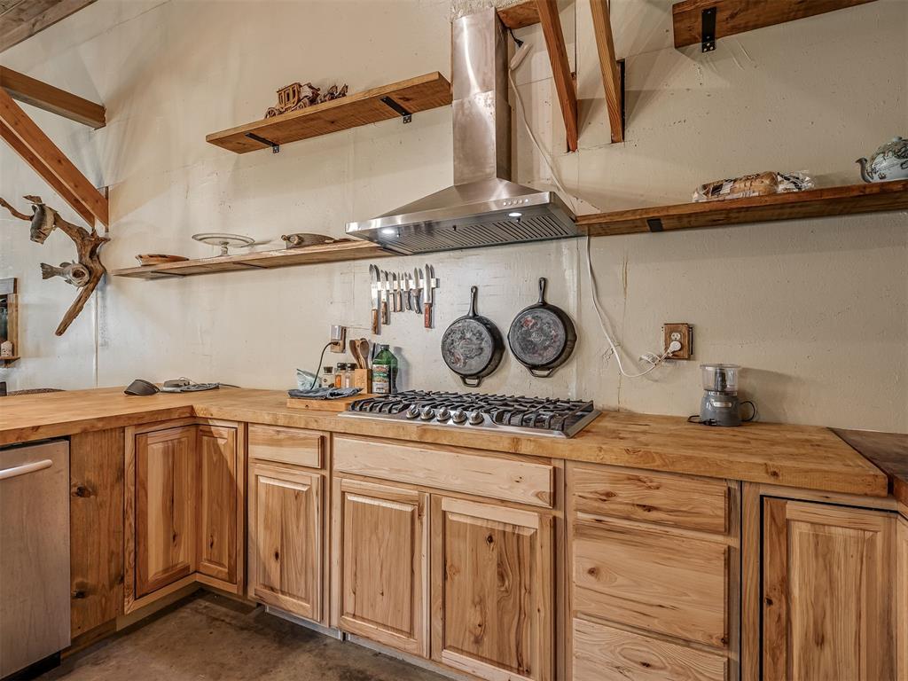 377056 E 1040 Road Property Photo 15