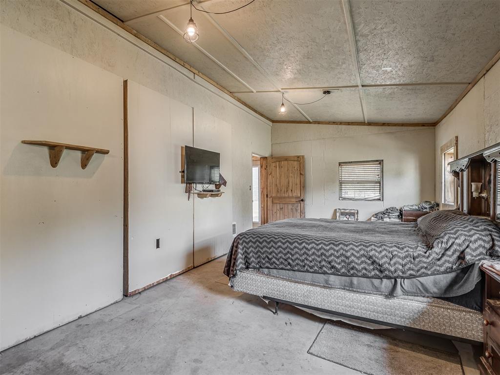 377056 E 1040 Road Property Photo 24