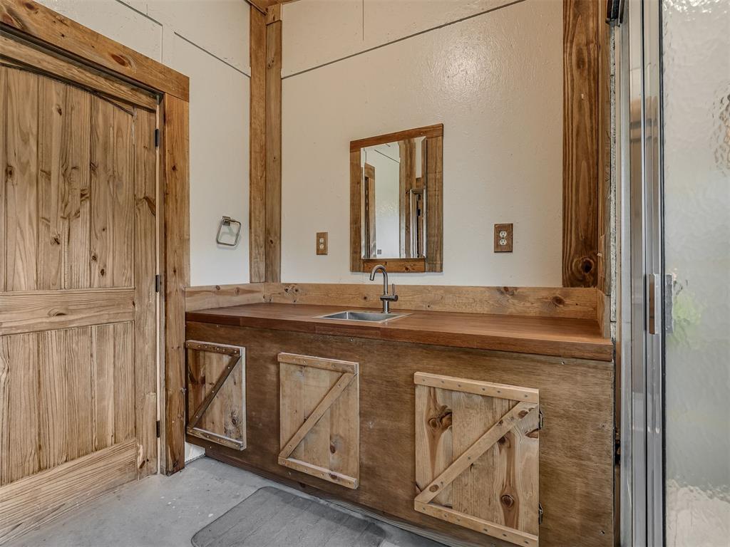 377056 E 1040 Road Property Photo 33