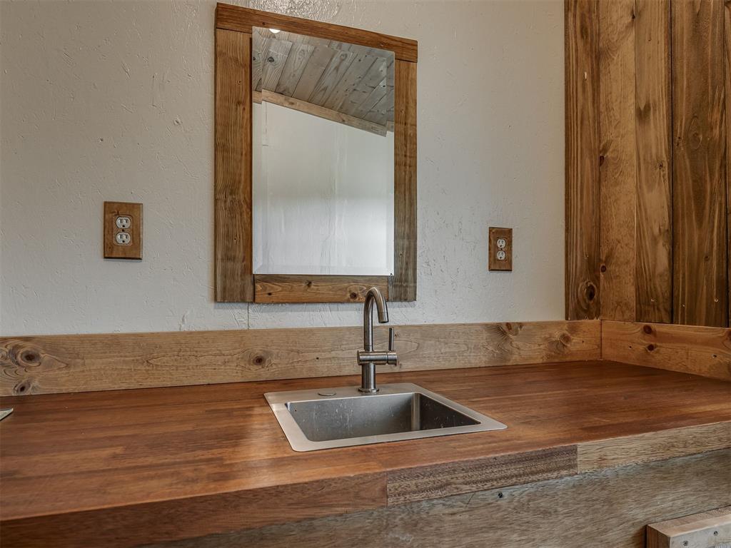 377056 E 1040 Road Property Photo 34