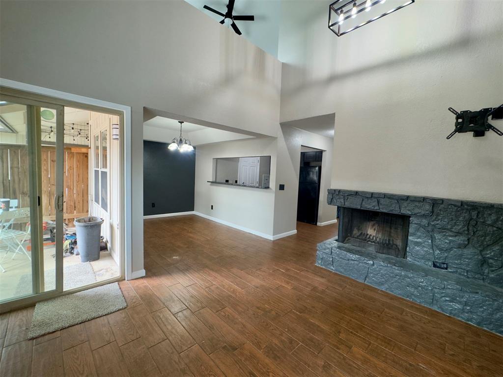 14002 Crossing Way Property Photo 21