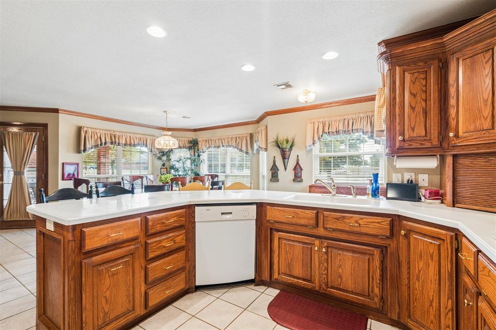 726 Meadow Lark Lane Property Photo 11