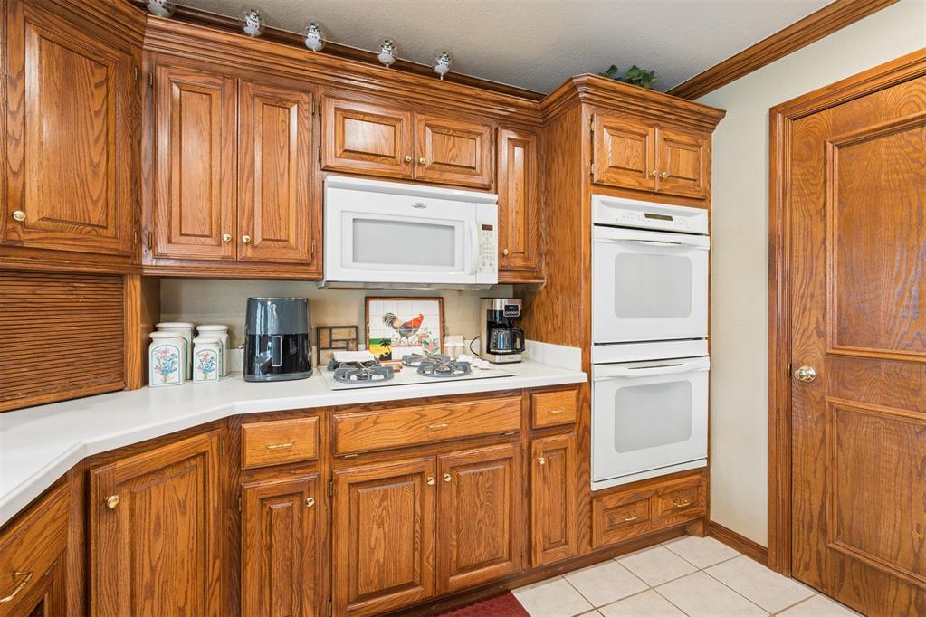 726 Meadow Lark Lane Property Photo 12