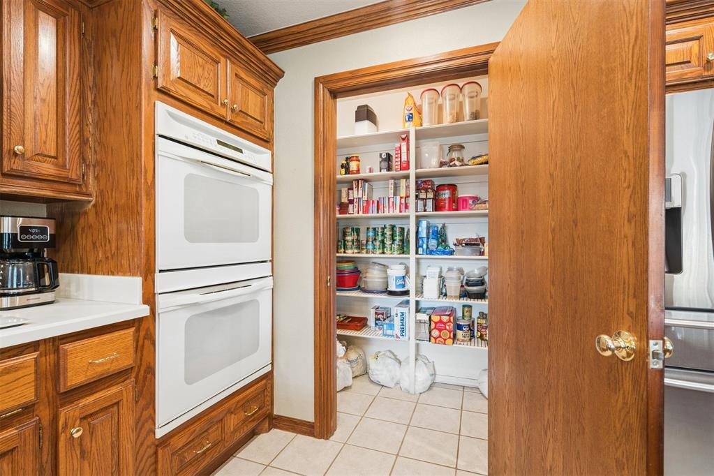 726 Meadow Lark Lane Property Photo 14