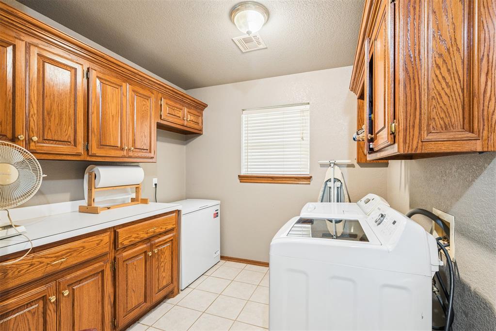726 Meadow Lark Lane Property Photo 36