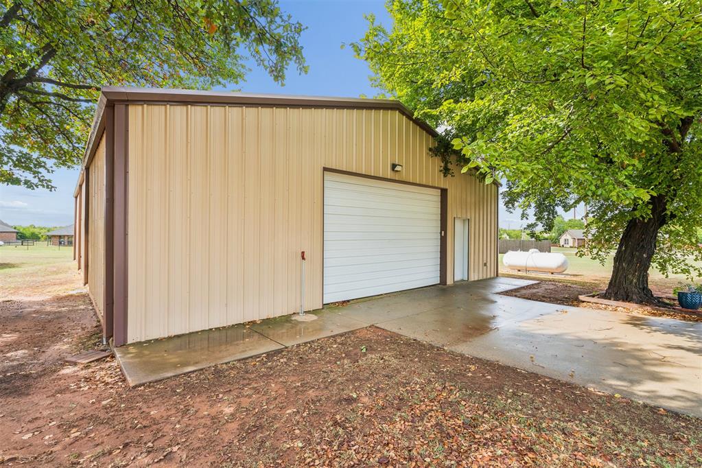 726 Meadow Lark Lane Property Photo 46