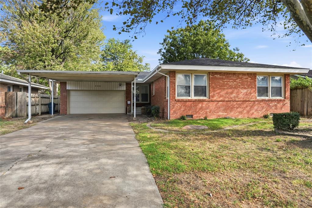 305 W Glenhaven Drive Property Photo 1