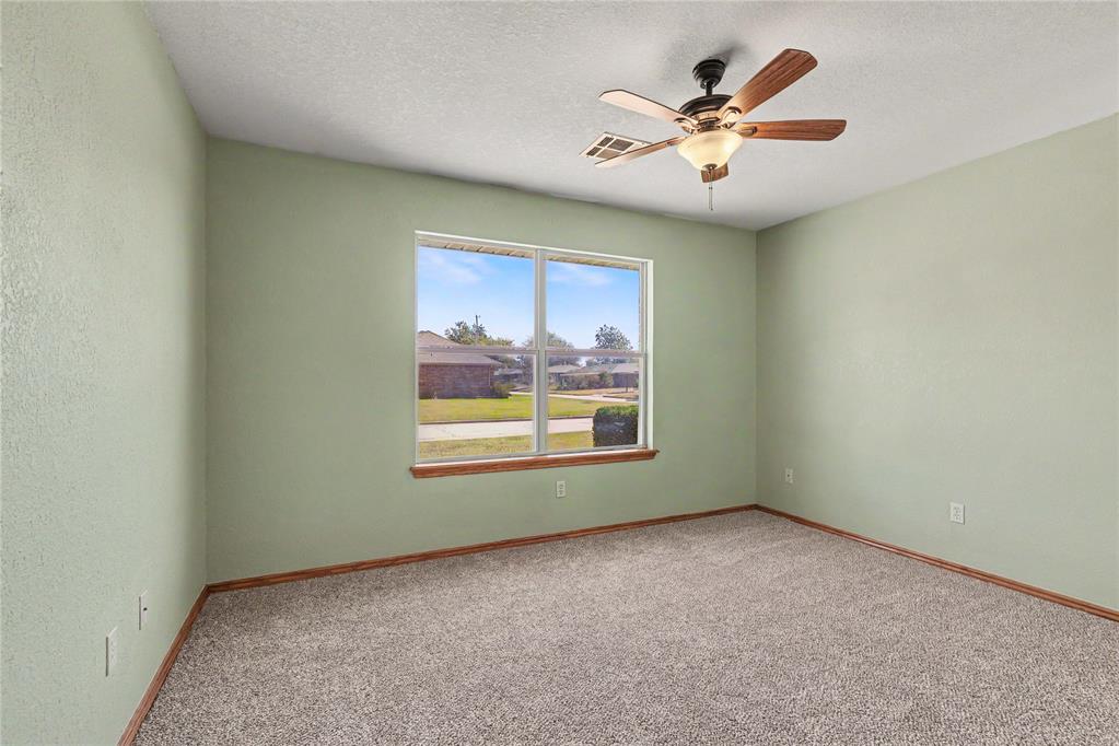 705 Arnold Avenue Property Photo 6