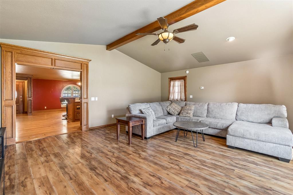 900 N Choctaw Road Property Photo 13
