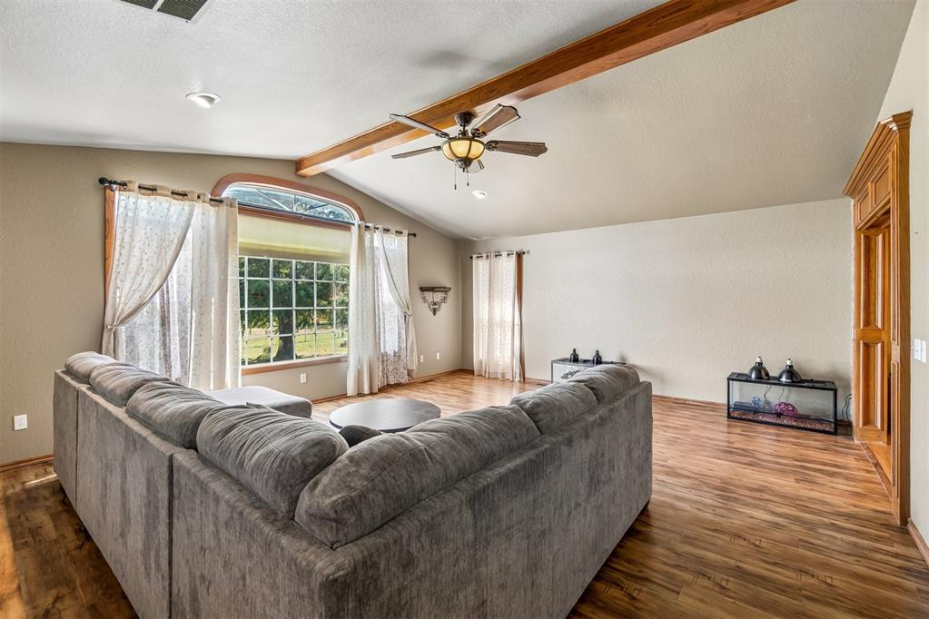 900 N Choctaw Road Property Photo 14