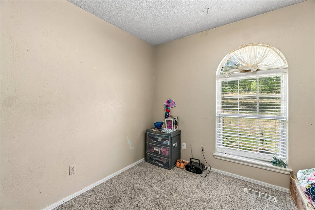 900 N Choctaw Road Property Photo 32