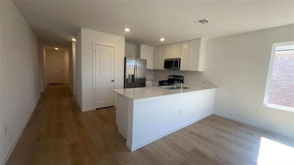 20501 Velvet Street Property Photo 6