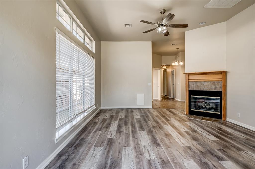 13412 Prairie View Lane Property Photo 4
