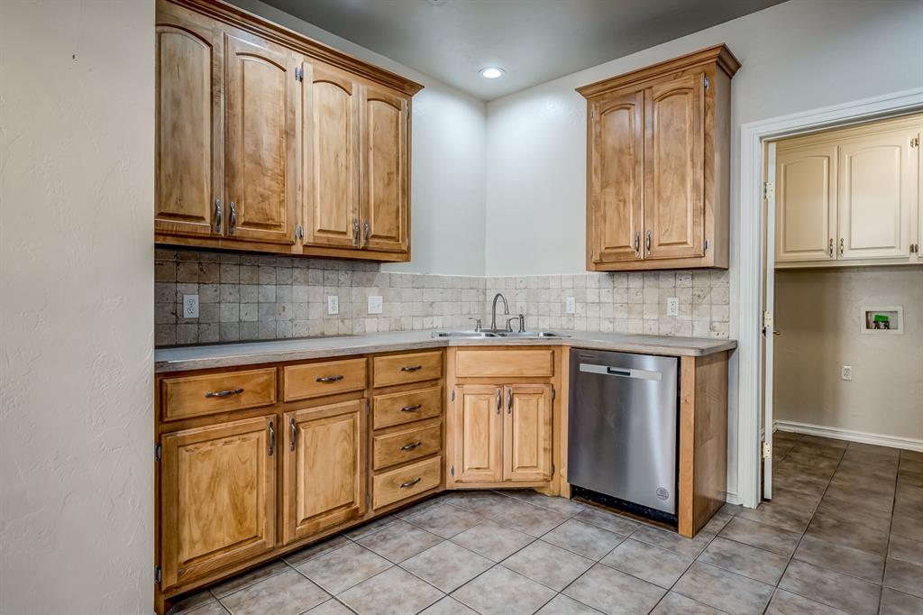 13412 Prairie View Lane Property Photo 9