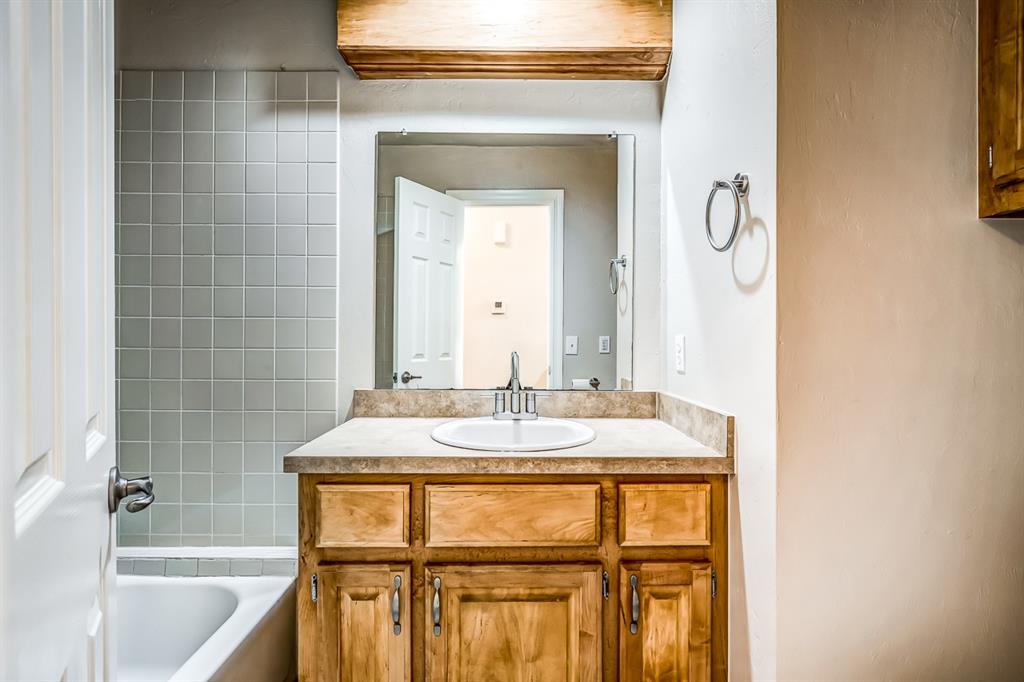 13412 Prairie View Lane Property Photo 19