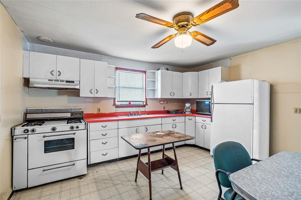 602 D Street Property Photo 24