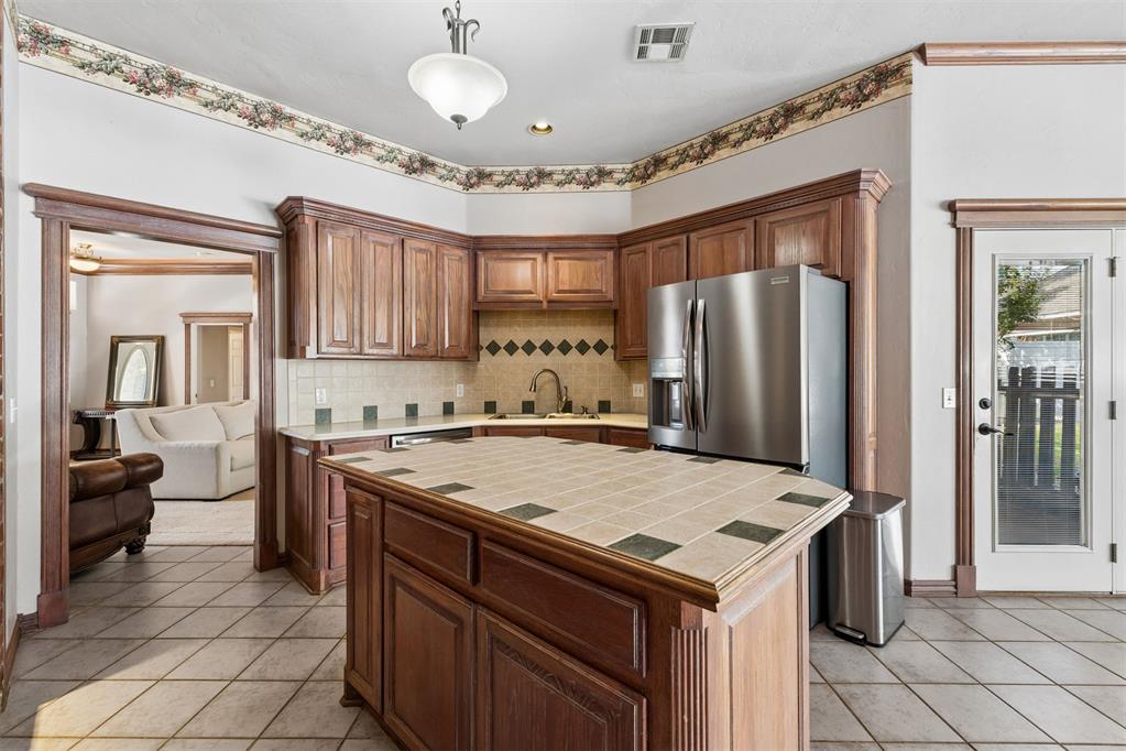 16701 Covington Manor Property Photo 15