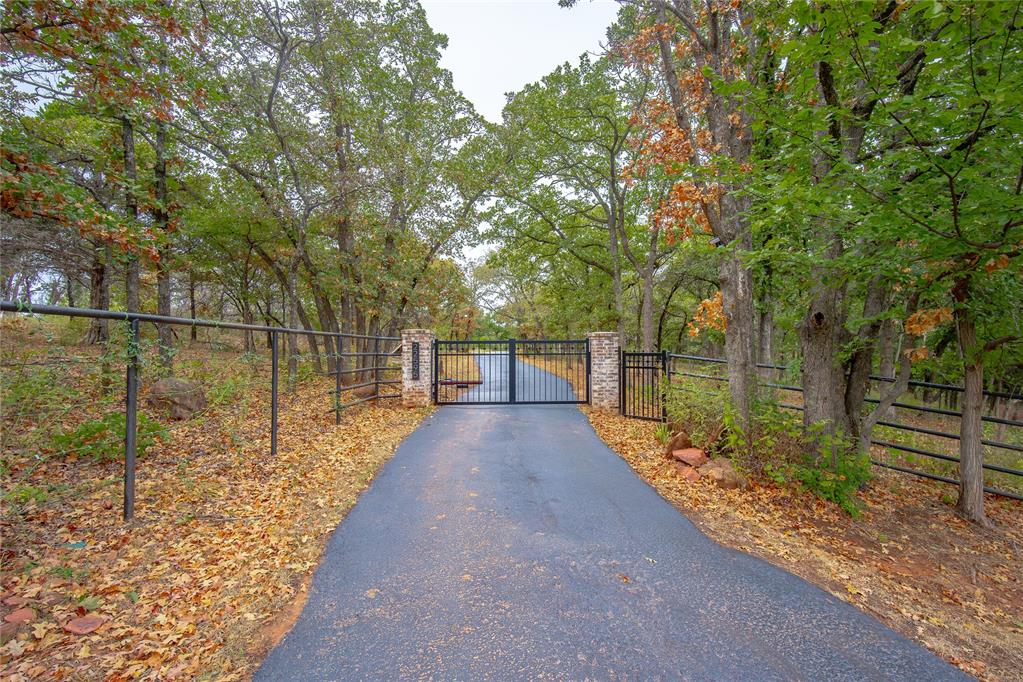 22595 N Triple Xxx Road Property Photo 5
