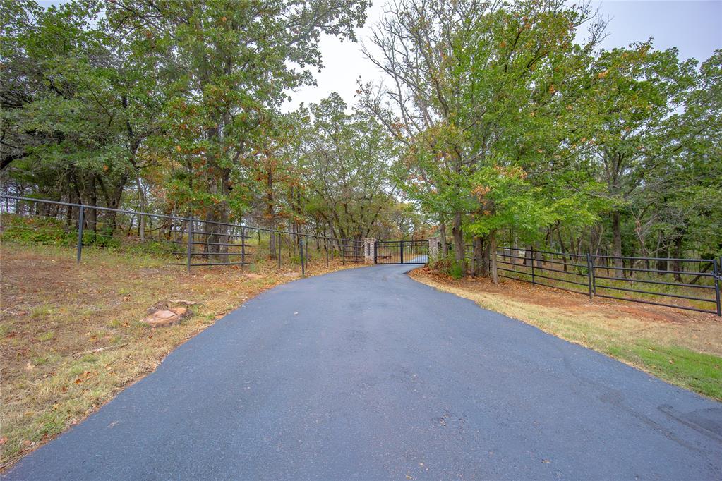 22595 N Triple Xxx Road Property Photo 6