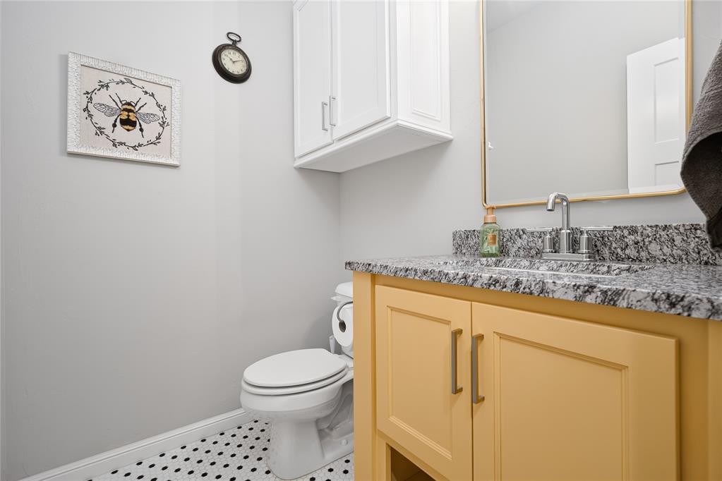 22595 N Triple Xxx Road Property Photo 30