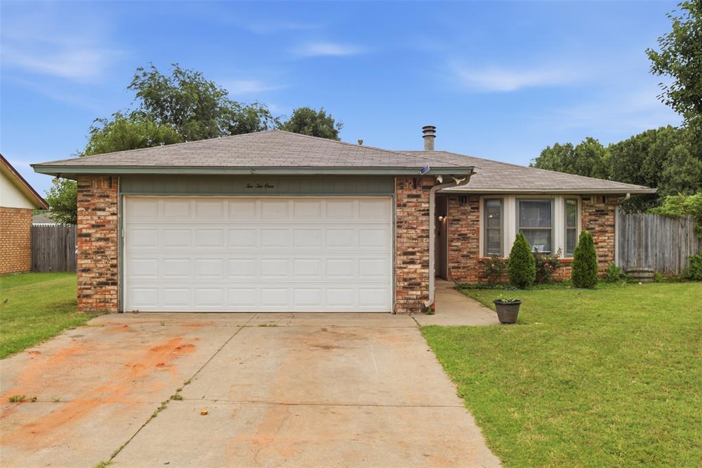 221 W Strasburg Way Property Photo 1