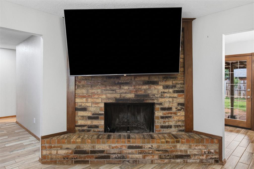 221 W Strasburg Way Property Photo 12