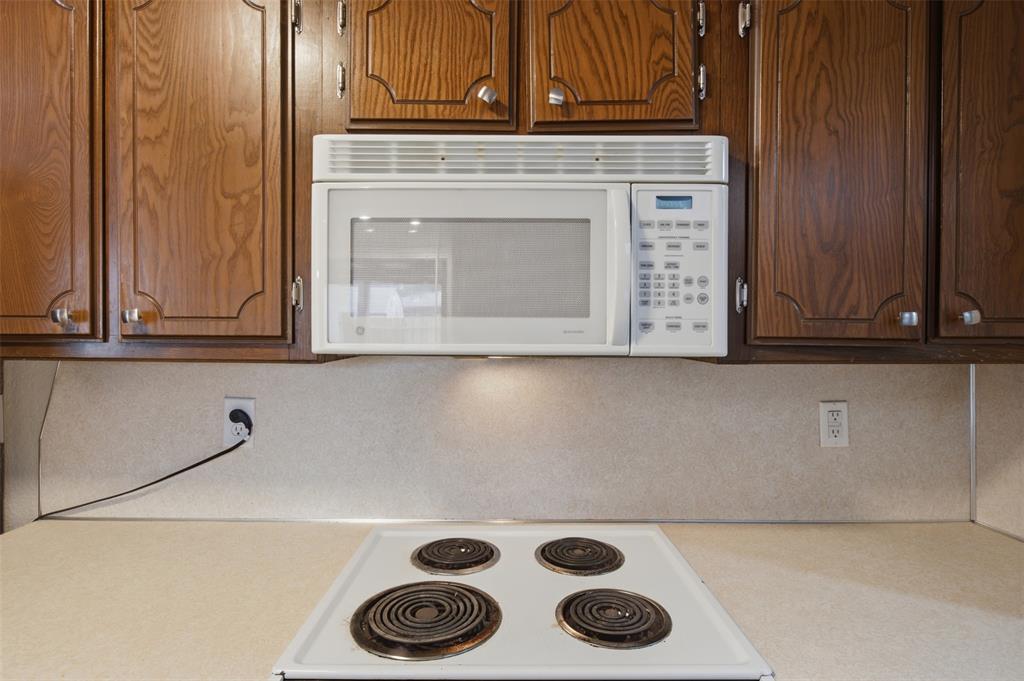 221 W Strasburg Way Property Photo 18