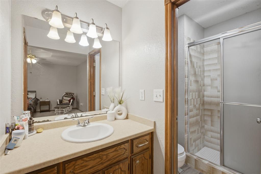 221 W Strasburg Way Property Photo 25