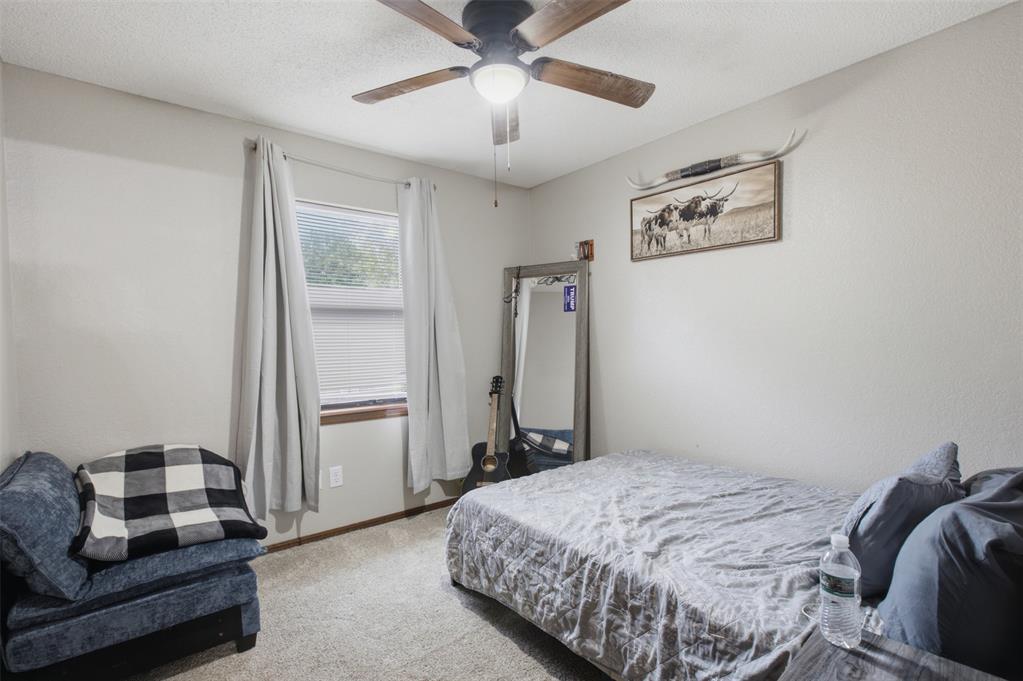 221 W Strasburg Way Property Photo 31