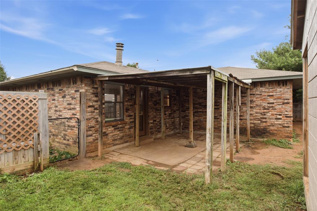 221 W Strasburg Way Property Photo 40