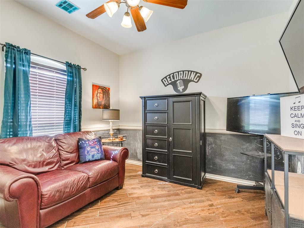 11301 Millbrook Lane Property Photo 14
