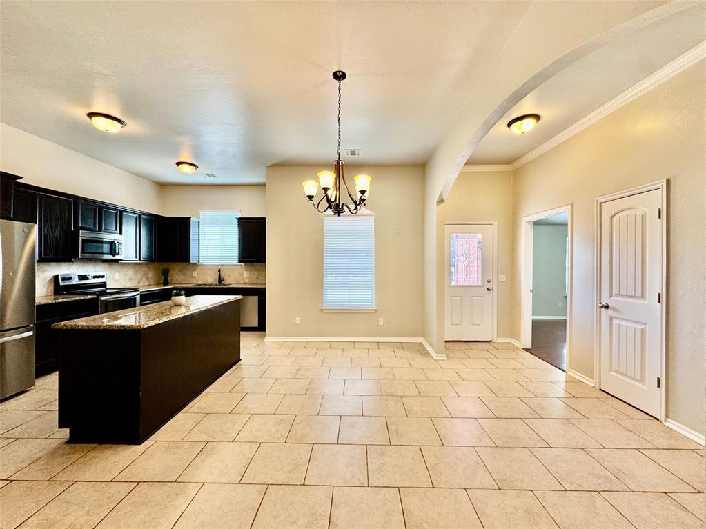 3333 Wood Valley Property Photo 5