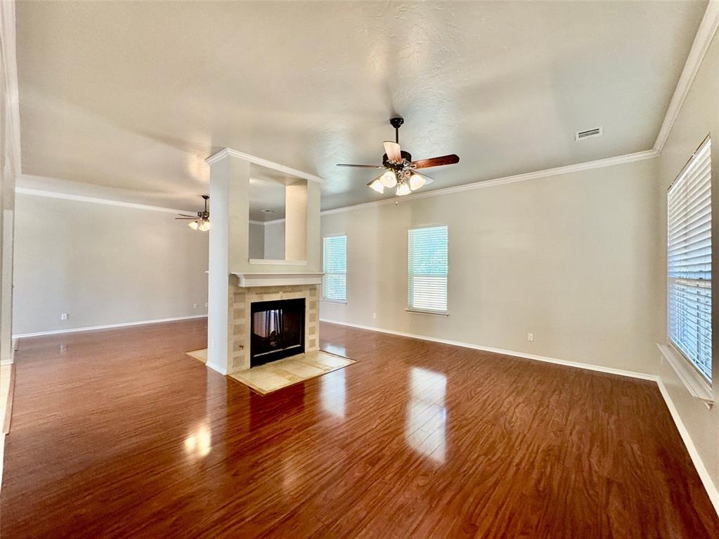 3333 Wood Valley Property Photo 8