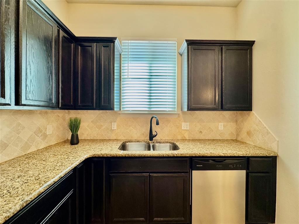 3333 Wood Valley Property Photo 20