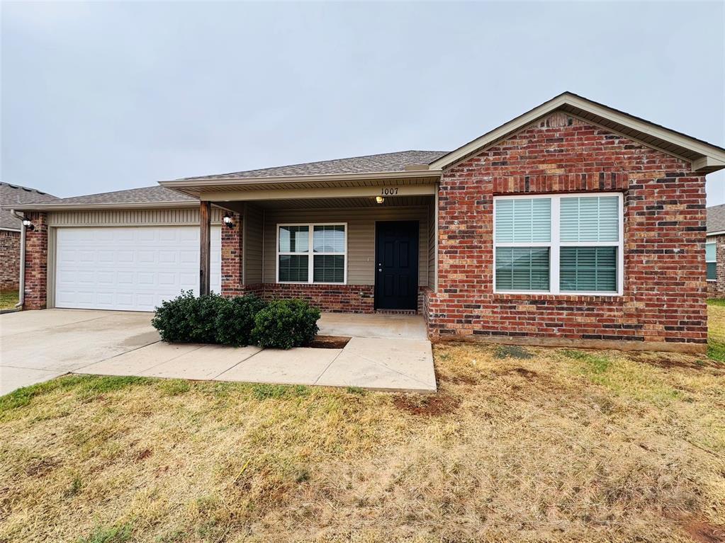 1007 N Donald Way Property Photo 1
