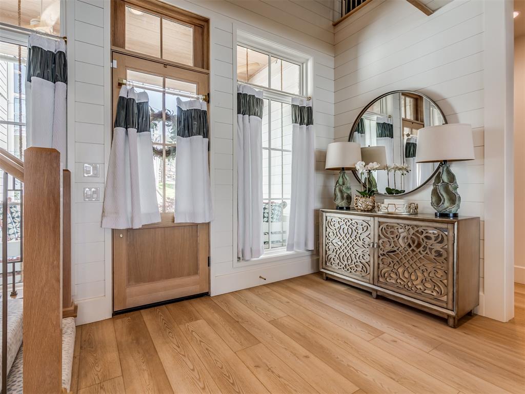 120 Lower Green Way Property Photo 3