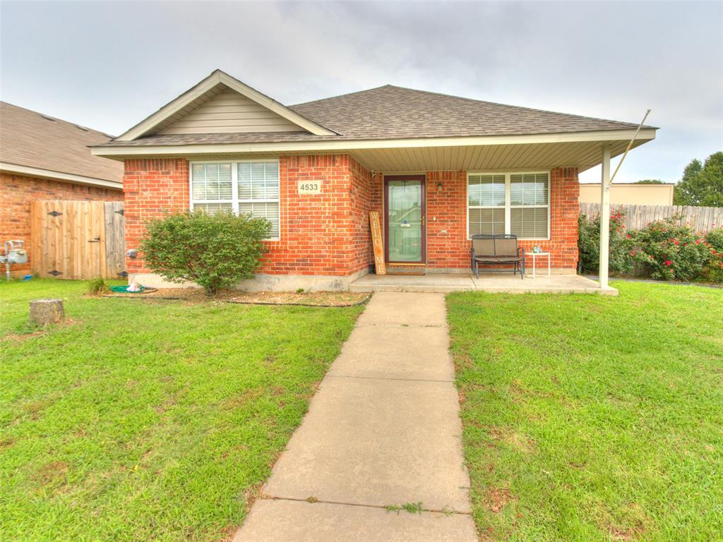 4533 Se 81st Street Property Photo 1