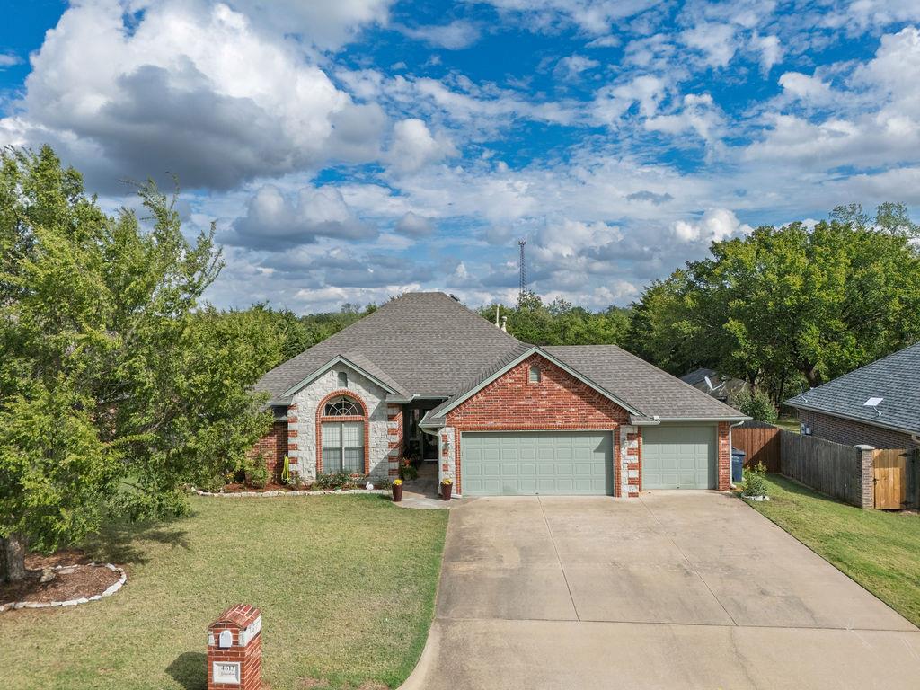 4613 Gracelann Property Photo 1