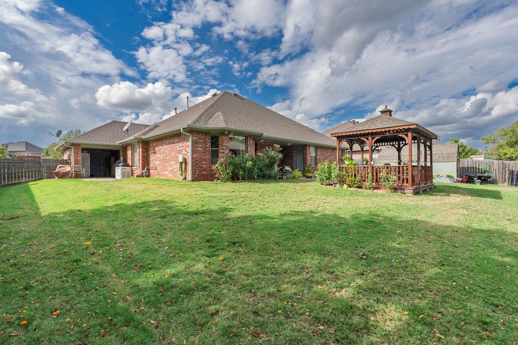 4613 Gracelann Property Photo 36