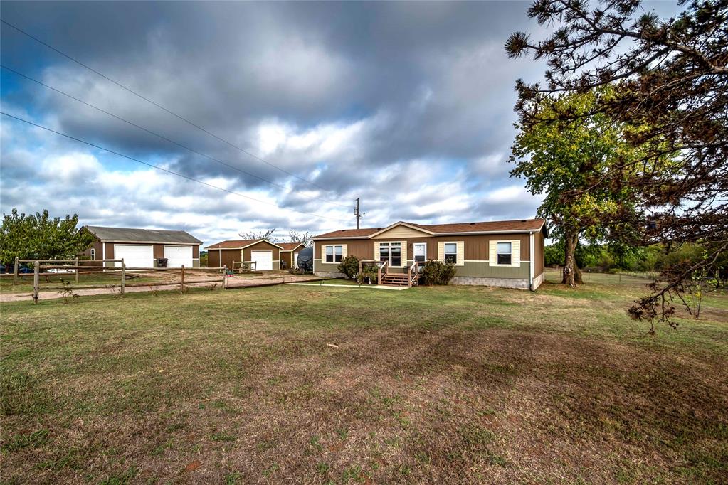 351746 E 840 Road Property Photo 1