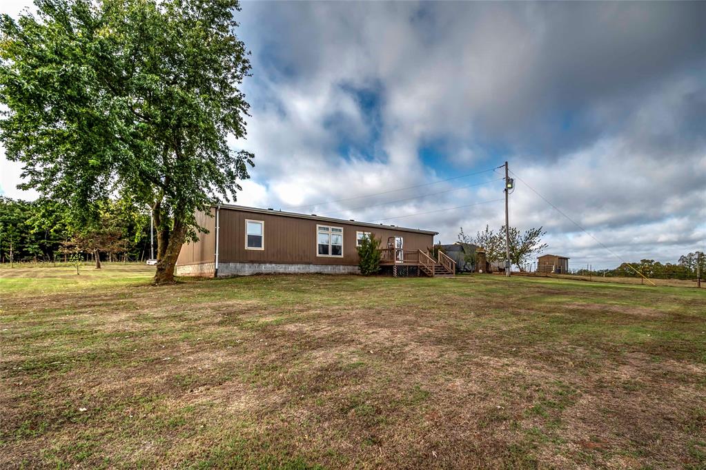 351746 E 840 Road Property Photo 4