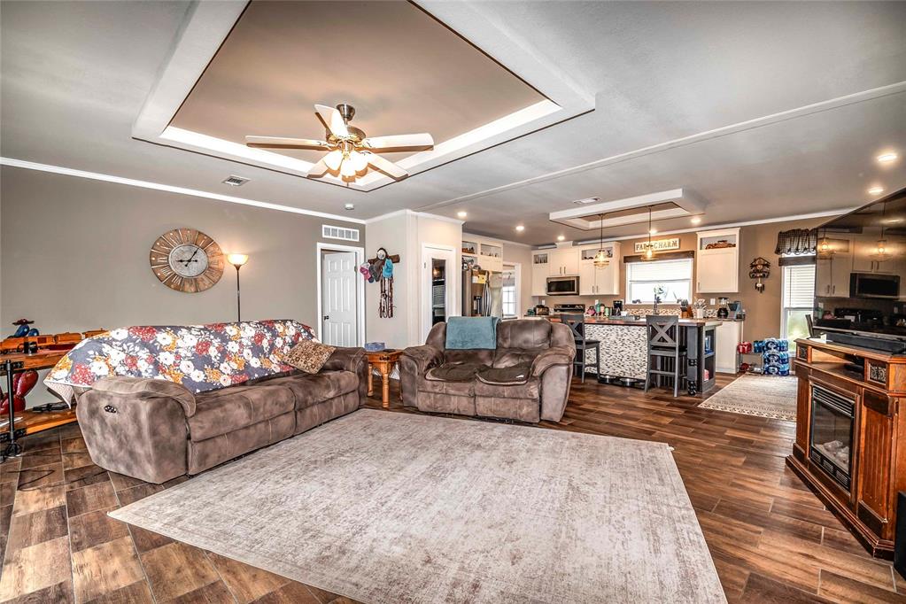 351746 E 840 Road Property Photo 9