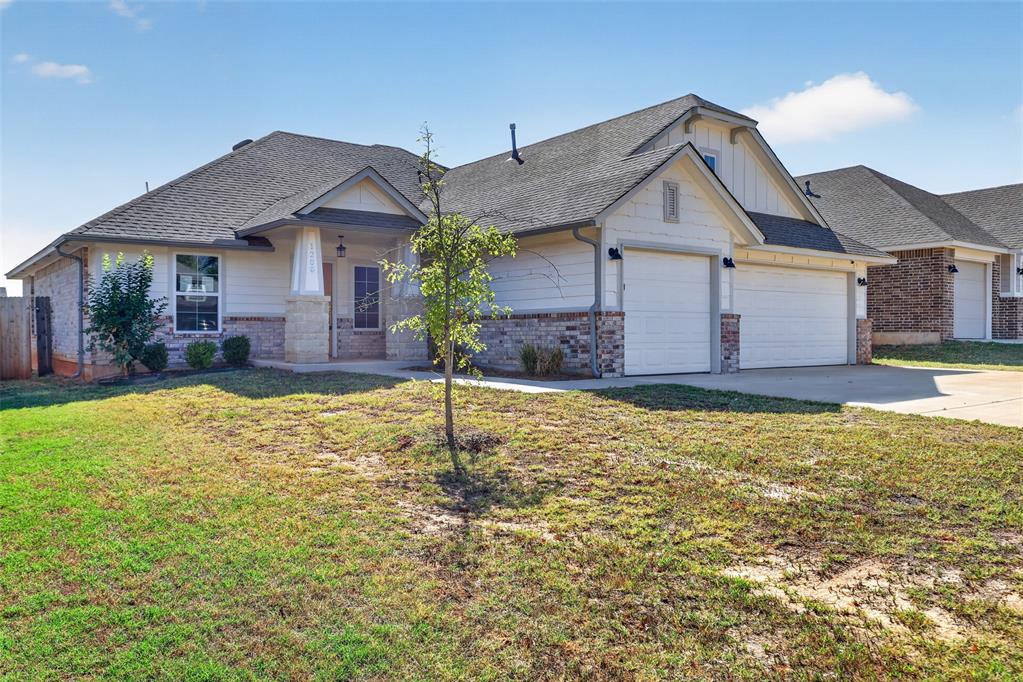 1200 Magnolia Drive Property Photo 3