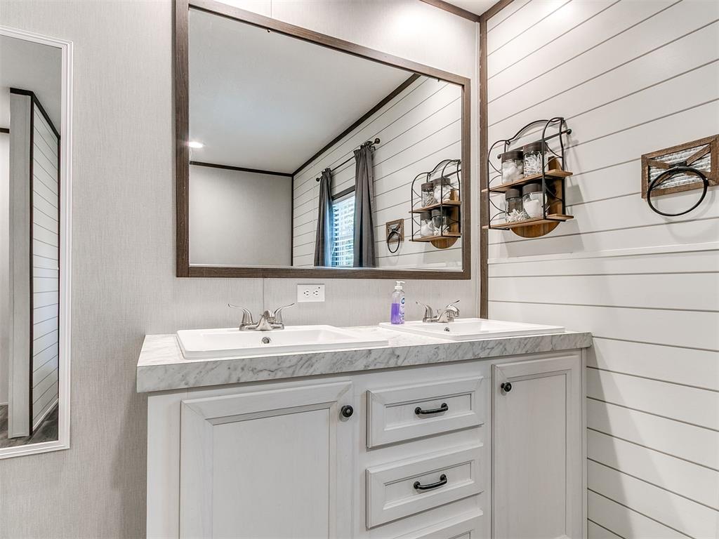 31170 Palimino Drive Property Photo 17