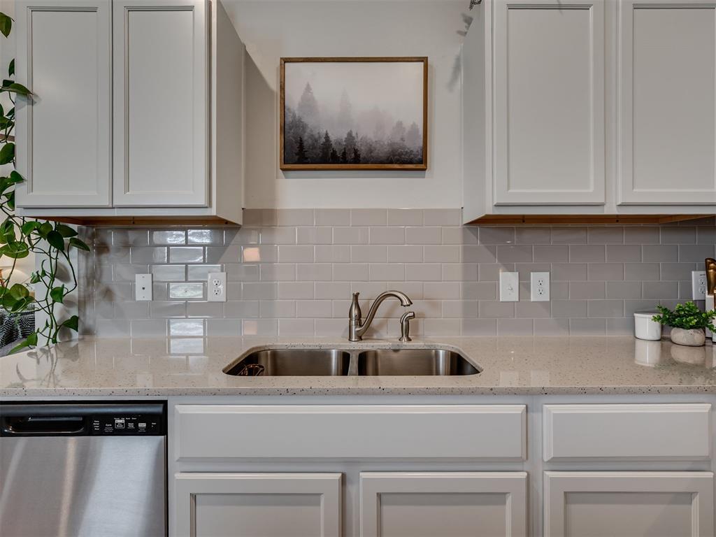 13056 Mannington Road Property Photo 8