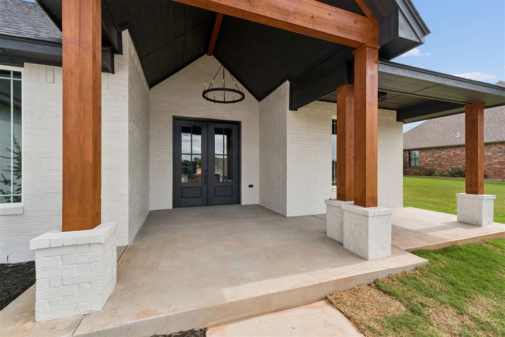 600 Eagle Lake Lane Property Photo 4
