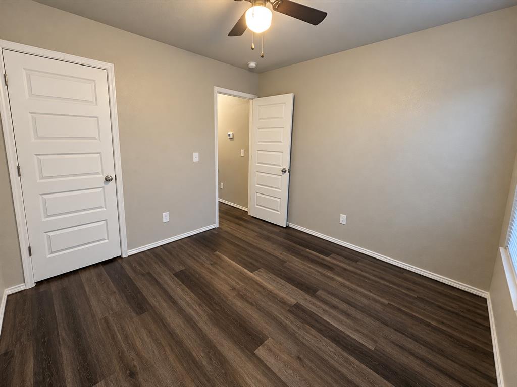 525 W Ava Drive Property Photo 16
