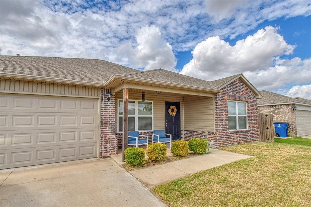 311 Waterside Drive Property Photo 2